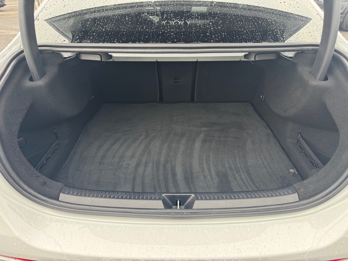 Mercedes-Benz Classe A Berline 200 AMG LINE 7G-DCT + TOIT OUVRANT
