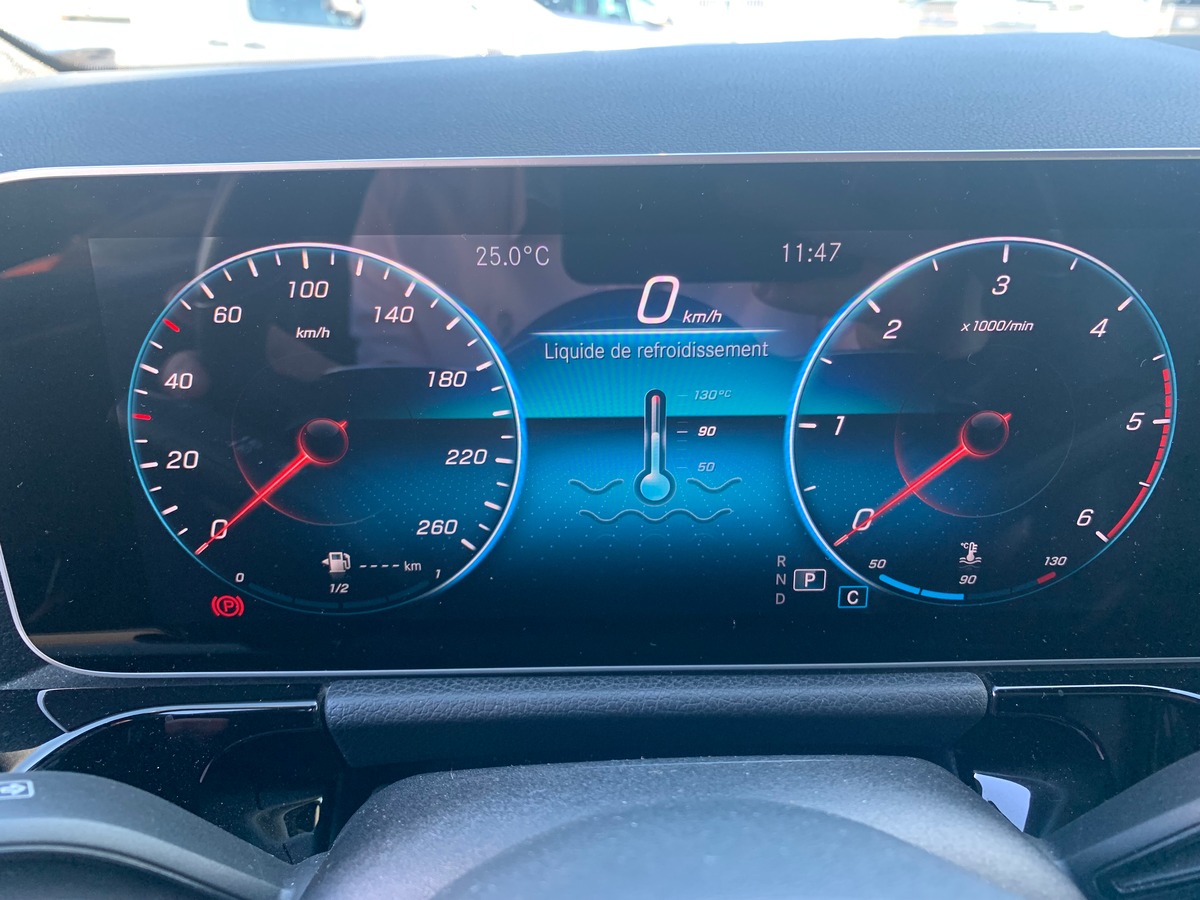 Mercedes-Benz Classe B 150 chevaux | Progressive Line | Siéges chauffants | Caméra recul | Attelage