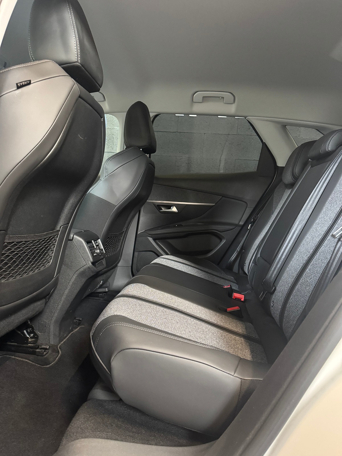 Peugeot 3008 1.5 BLUEHDI 130 BVM6 ALLURE