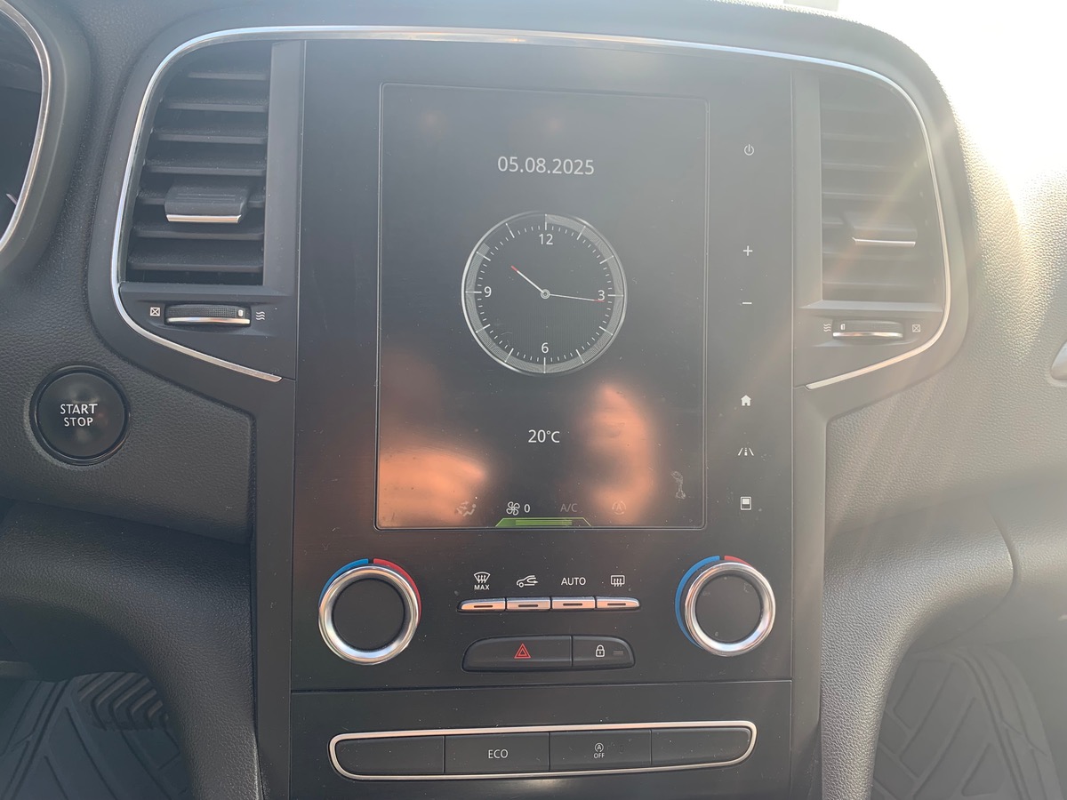 RENAULT Megane Estate Intens | GPS | Jantes Alu 17'' | Caméra de recul | Climatisation automatique