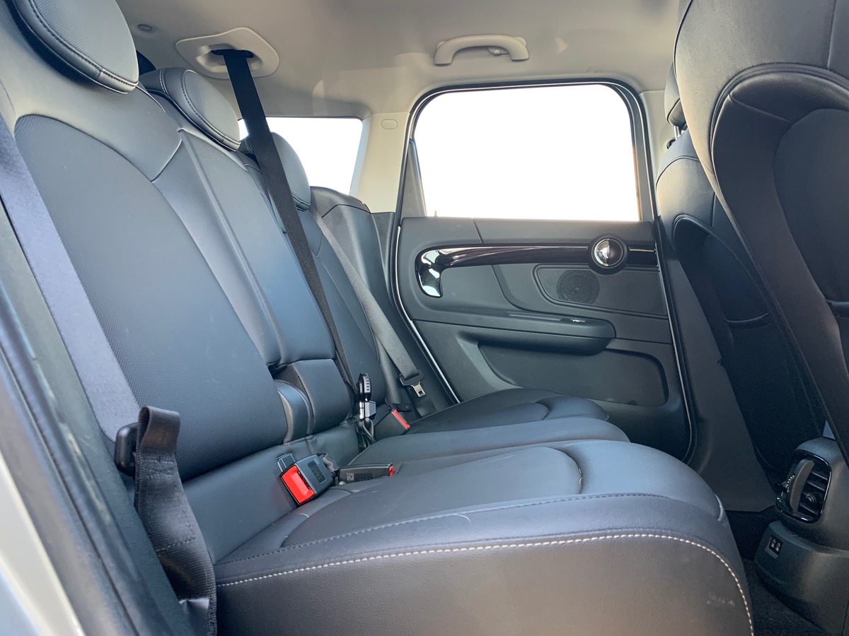 Mini Countryman 136 ch | Cooper Essential | Radars de stationnement avant / arrière | JA 18" design