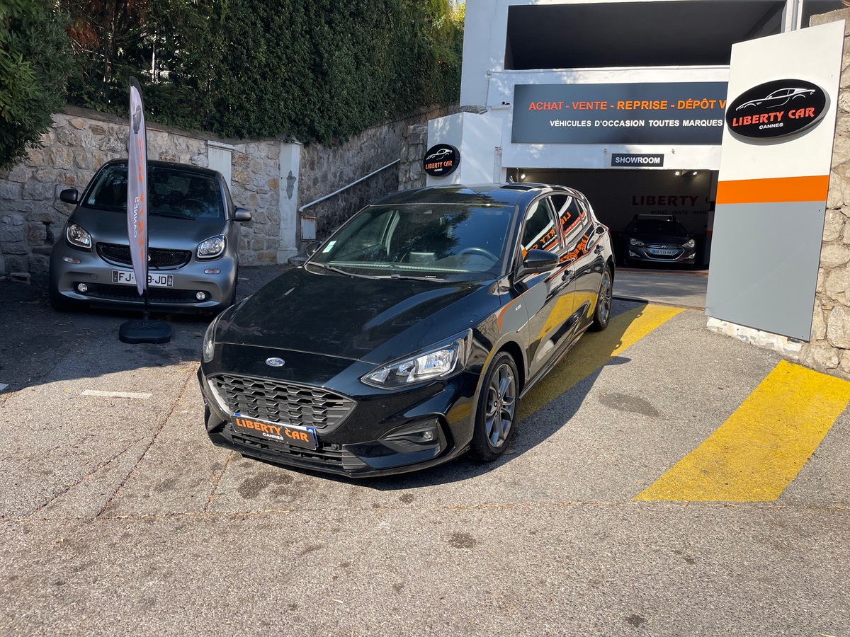 Ford Focus 1.0 SCTI 125 CV / ST LINE / Phase 2 / CarPlay / Caméra / Jantes /