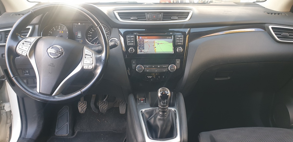 Nissan Qashqai 1.6 dig N-Connecta 163 CV