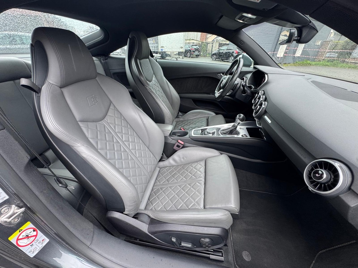 Audi TT MK3 230CV 2.0 TFSI Quattro - Française - S-Tronic - S-Line