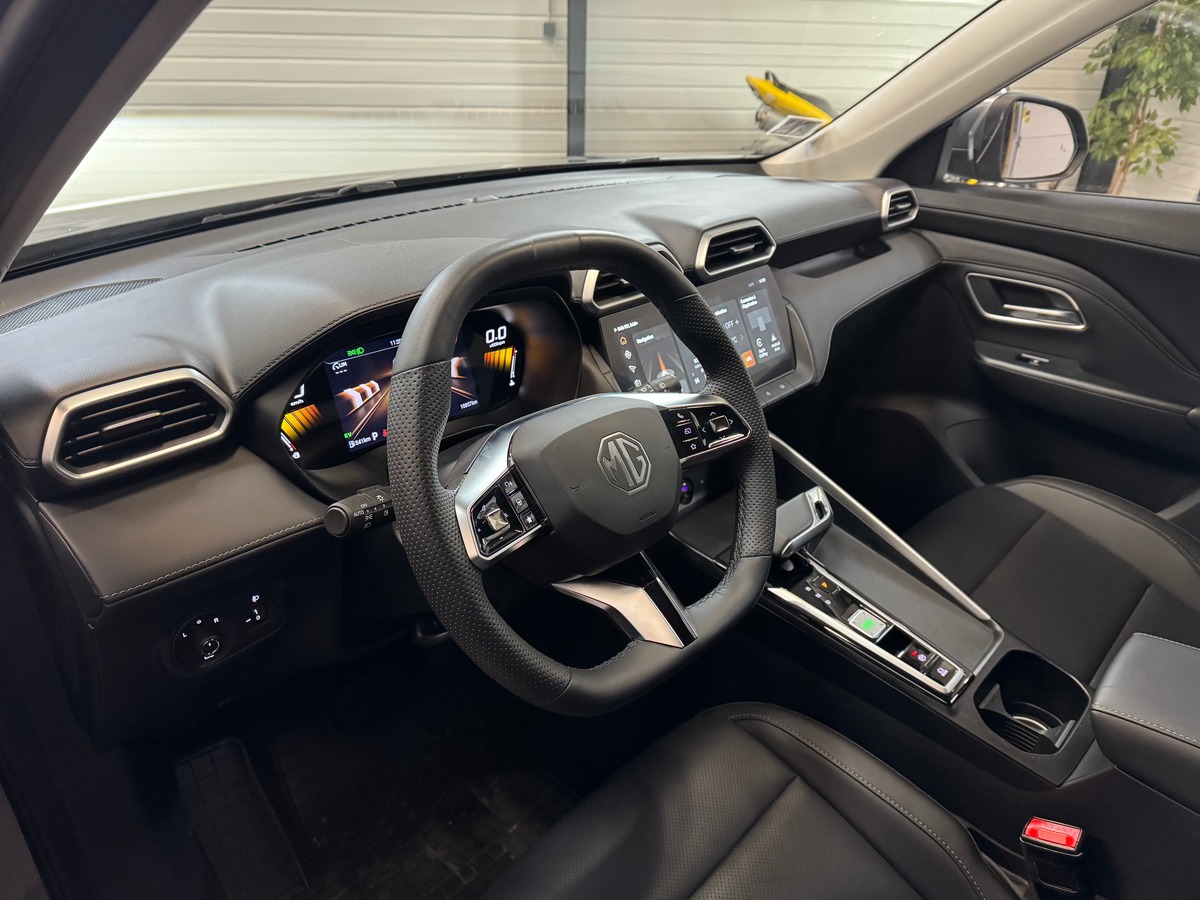 MG ZS 1.5 L Hybrid+ 197 ch Luxury