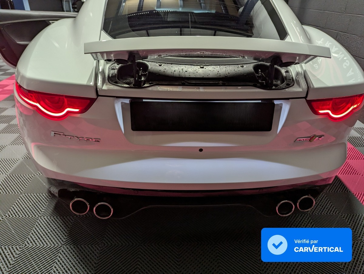 Jaguar F-TYPE R V8 5L BVA8 AWD 550 ch