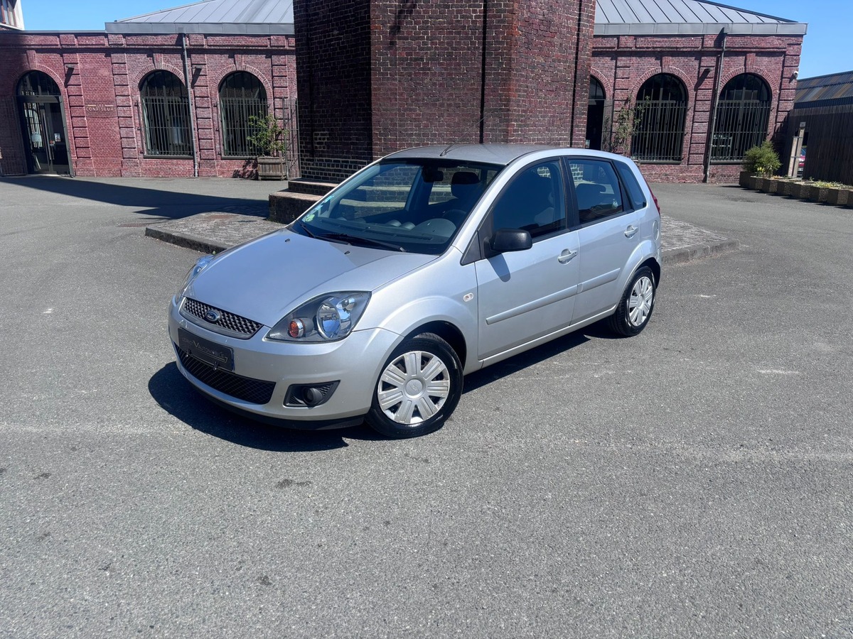 Ford Fiesta V 1.25 60 TREND 5P - Révisée - Garantie