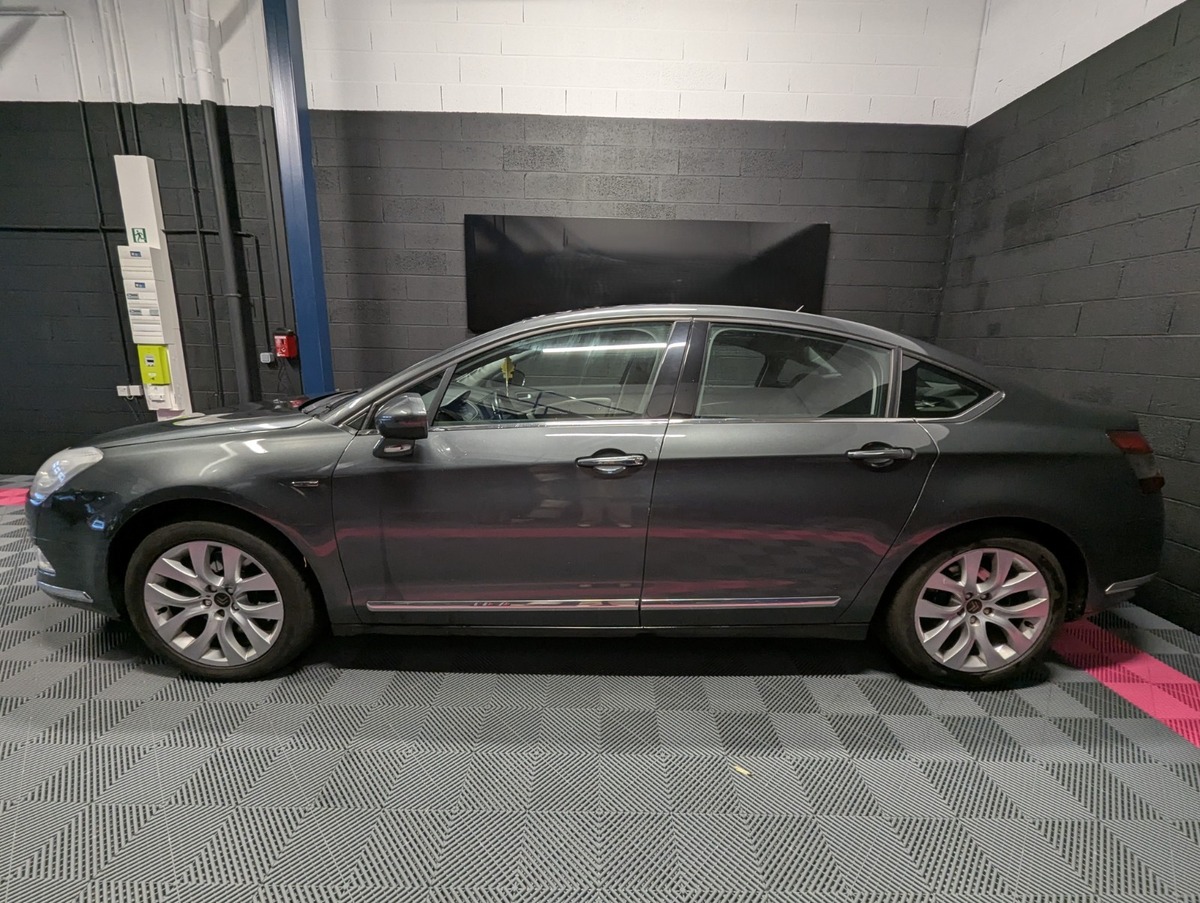Citroën C5 2.2 HDi 200 FAP Exclusive+  DISTRI FAITE