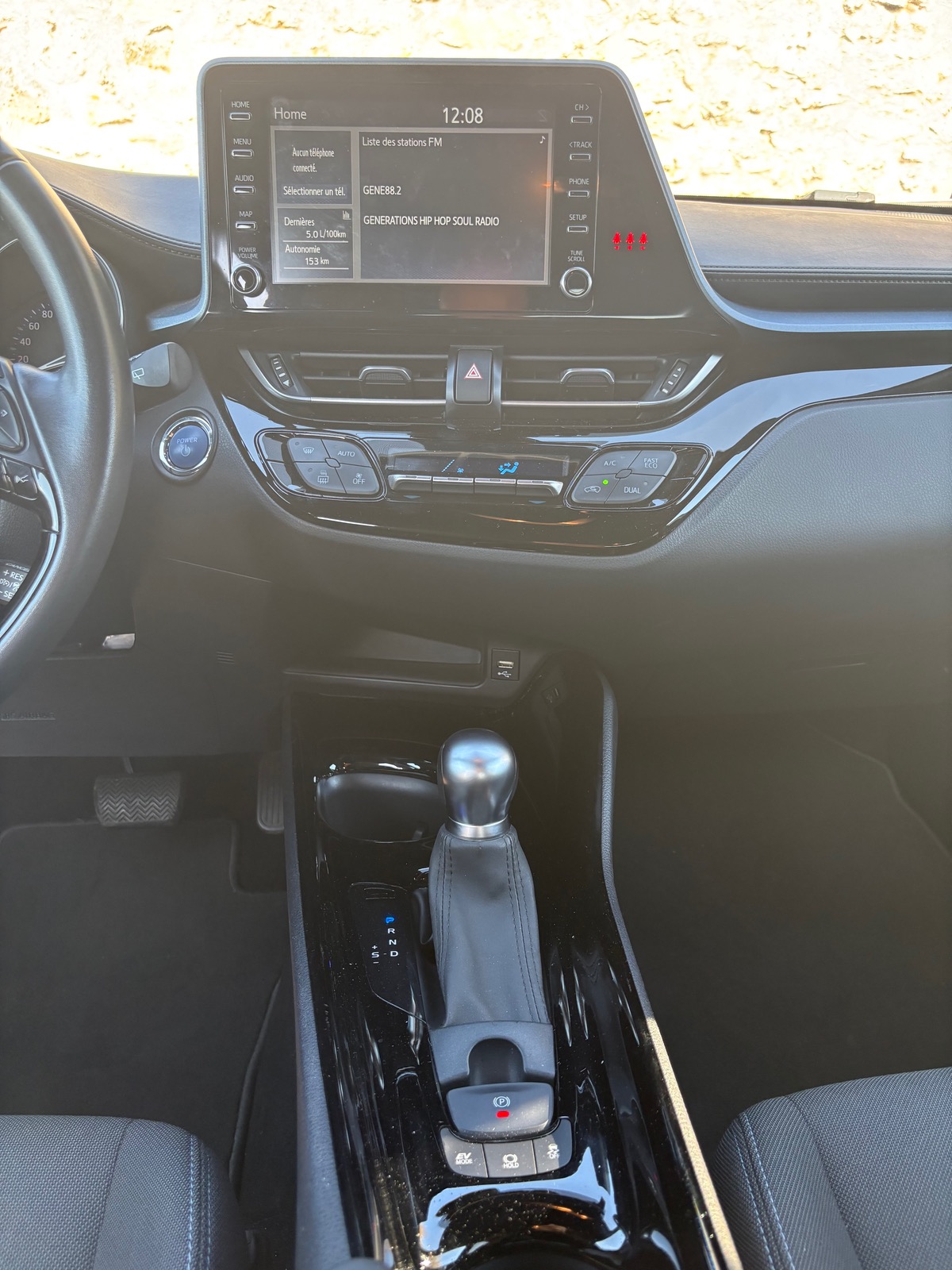 Toyota C-HR 2.0 184h GRAPHIC