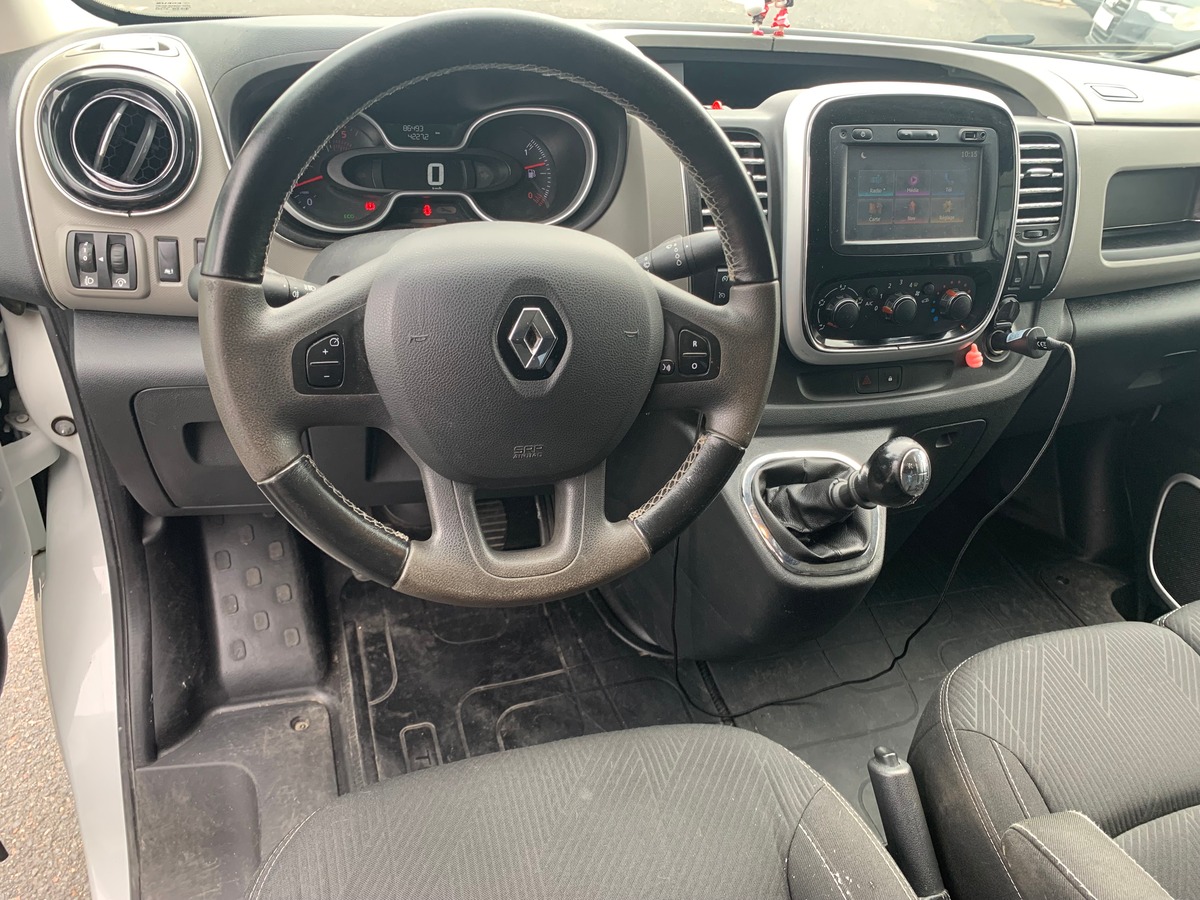 RENAULT Trafic 95 chevaux | 3 Places | Régulateur de vitesse | GPS | Climatisation | Bluetooth
