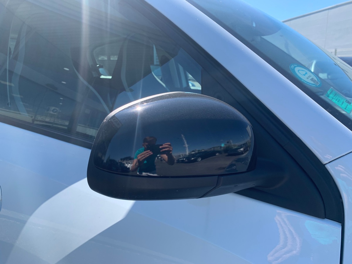 RENAULT Twingo EQUILIBRE |  Aide au parking arrière | Apple car play | Premiére main