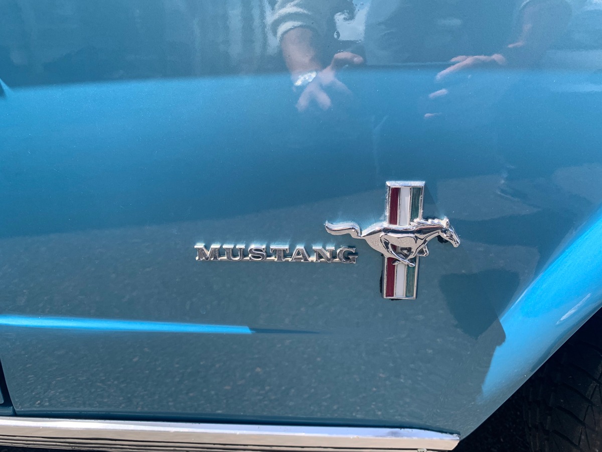 Ford Mustang V8 | Convertible | Cabriolet | Boîte de vitesse manuelle
