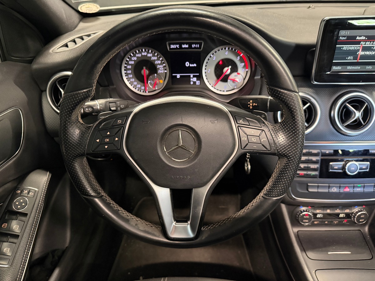 Mercedes Benz Classe A 180 cdi Sensation / Toit Panoramique Ouvrant