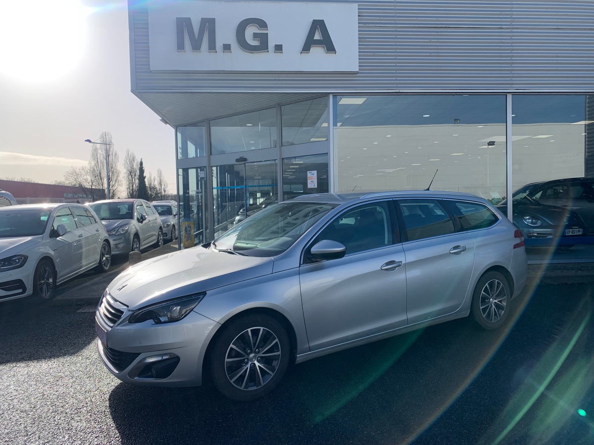 Peugeot 308 SW 100 ch | Allure | Caméra recul | GPS | Régulateur de vitesse adapatatif | Bluetooth