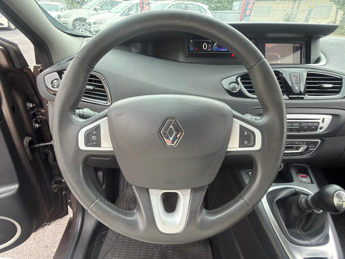 RENAULT Grand Scenic 1.5 DCI 110ch 7 places BVM Distribution OK / Embrayage OK / Entretien OK