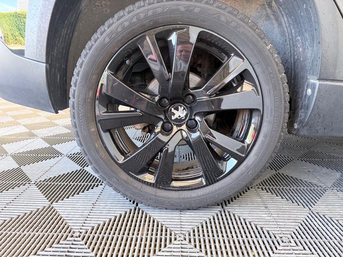 Peugeot 2008 1.6 BlueHdi 100  gt line