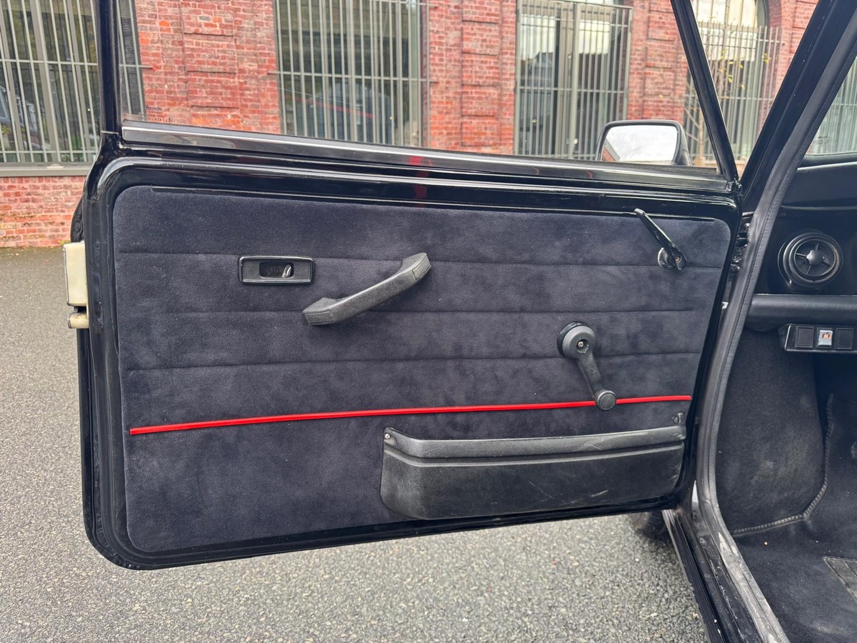 Mini Mini 1000cc 30eme anniversaire "Jet black"