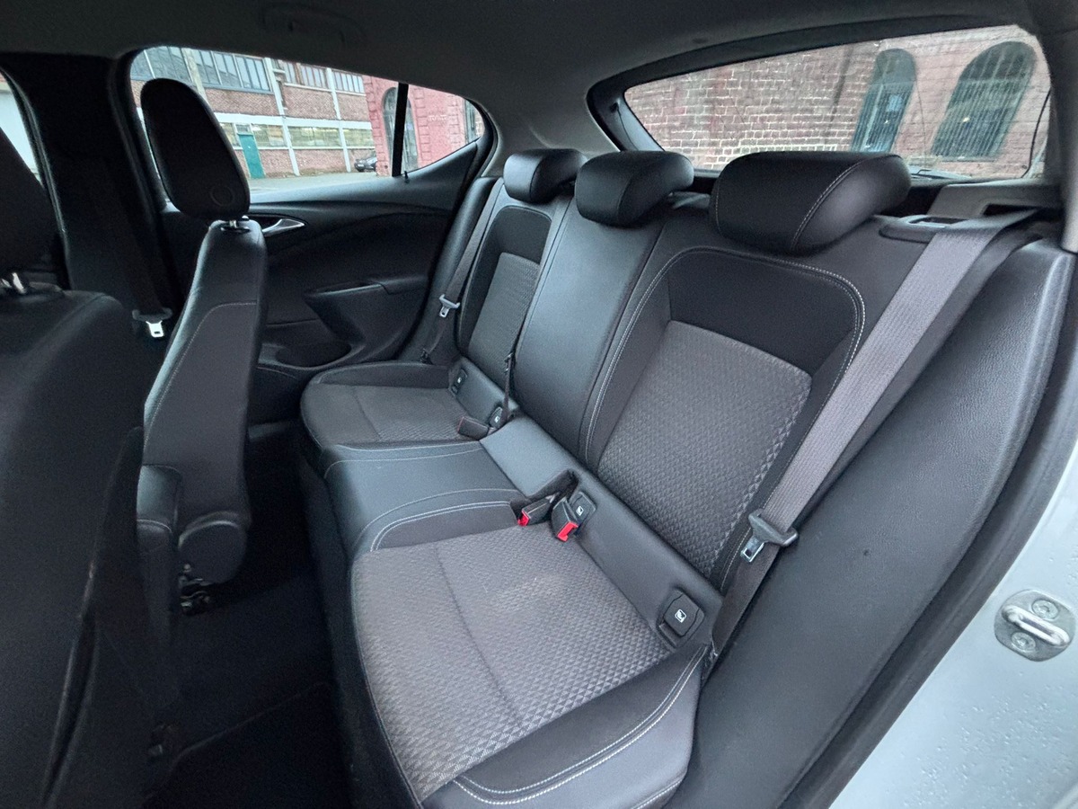 Opel Astra 1.4 SIDI 125 Turbo Carplay Innovation - Révisé - Garantie