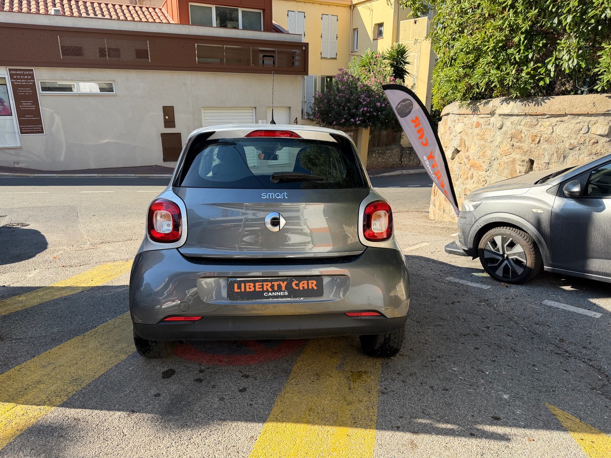 Smart Forfour 90CV / Prime / GPS/ 1er main / Km réel / intérieur Cuir
