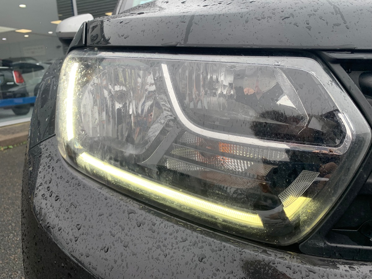 Dacia Duster 130 ch | Techroad | GPS | Régulateur de vitesse | Caméra de recul | Roue de secours