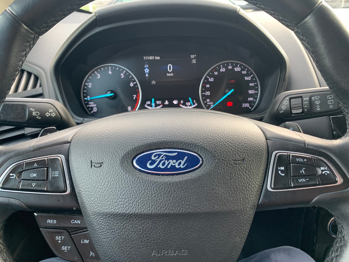 Ford EcoSport 125 | ST-LINE | Caméra de recul | Apple Car play | Régulateur de vitesse | Attelage