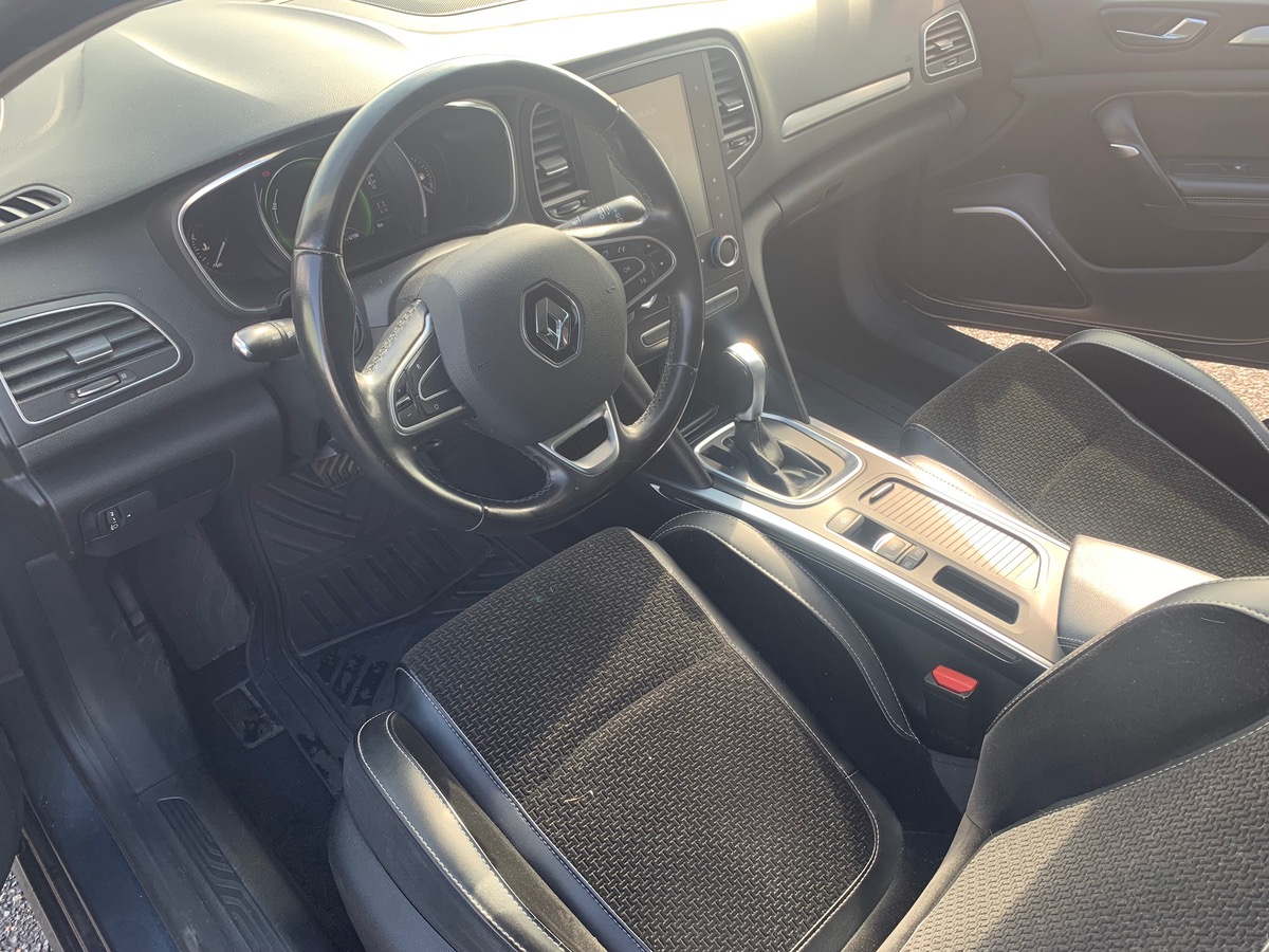RENAULT Megane Estate Intens | GPS | Jantes Alu 17'' | Caméra de recul | Climatisation automatique