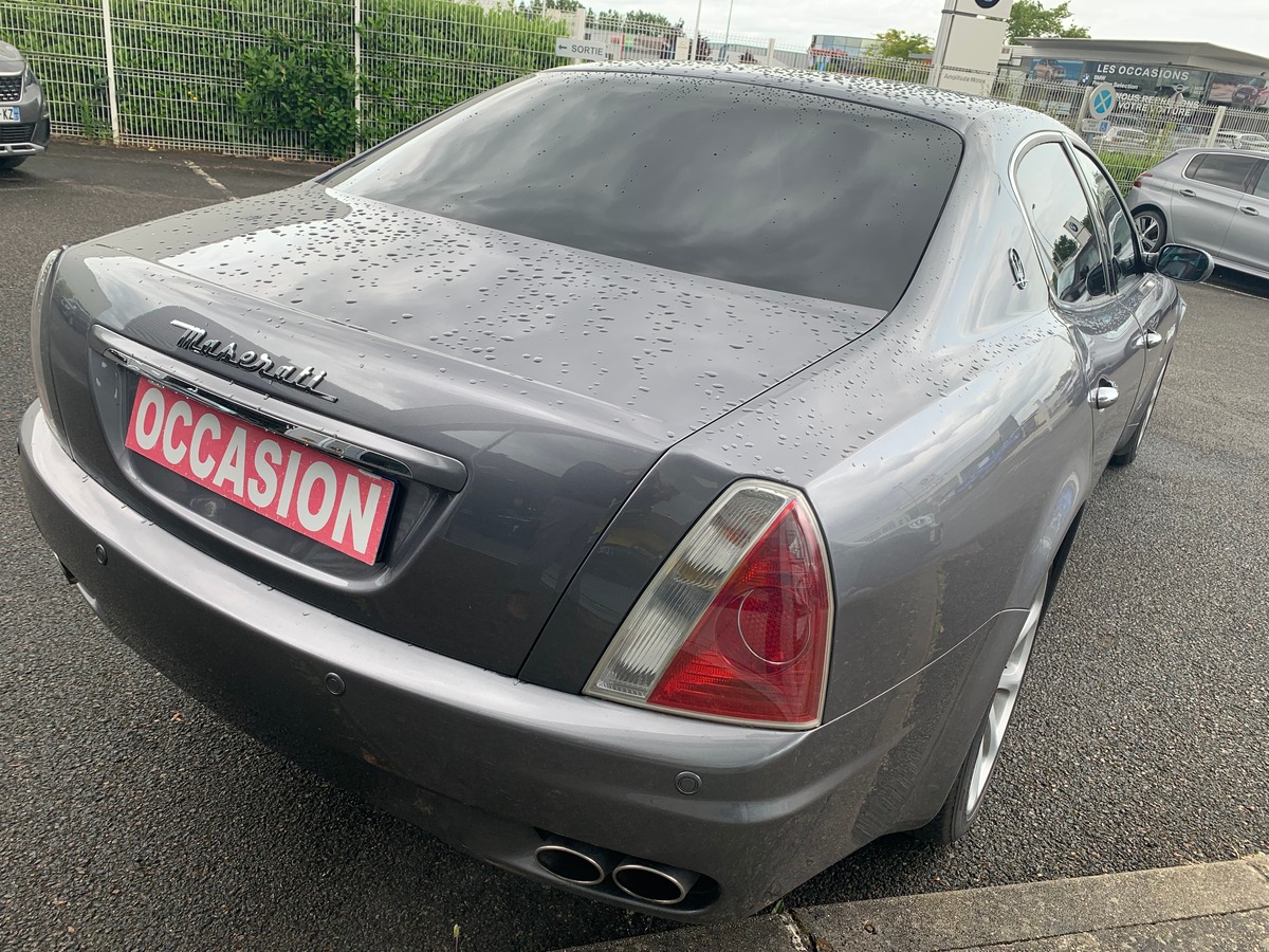 Maserati Quattroporte 4.2 | 401 chevaux | GPS | Régulateur de vitesse | Toit ouvrant électrique