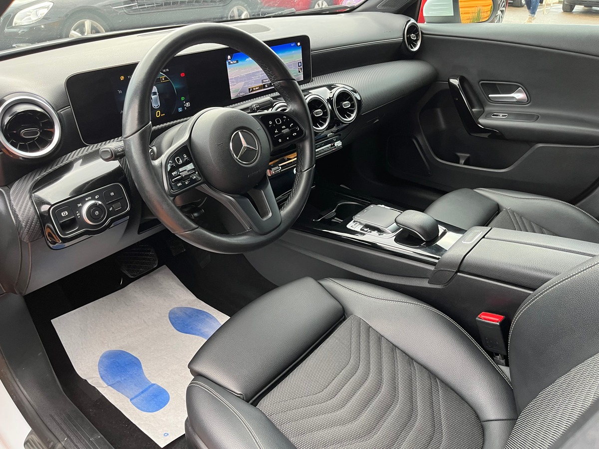 Mercedes-Benz Classe A A200 163 BUSINESS LINE 7G DCT 1ERE MAIN TVA
