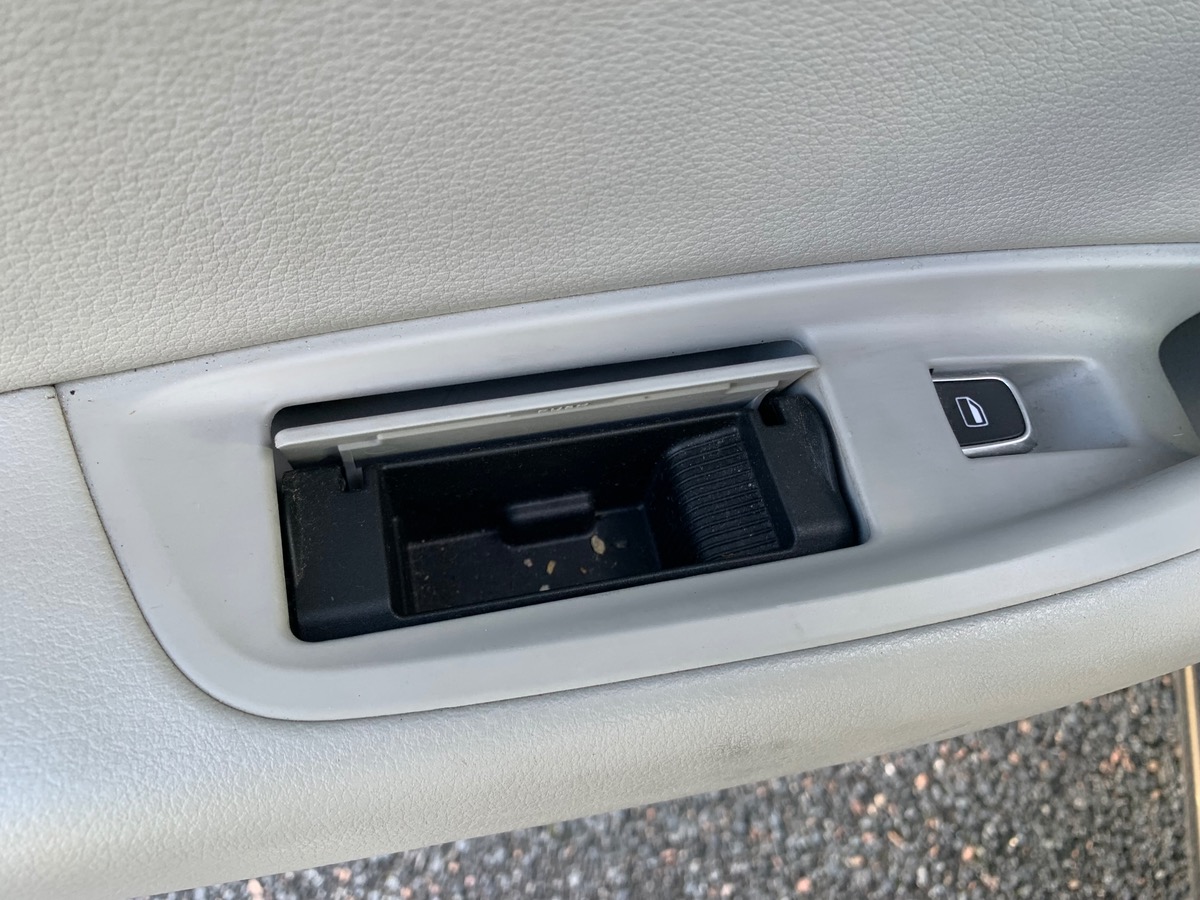 Audi A6 Avant 204 ch | V6 | Radar de stationnement avant arriére | Régulateur vitesse | GPS | Cuir