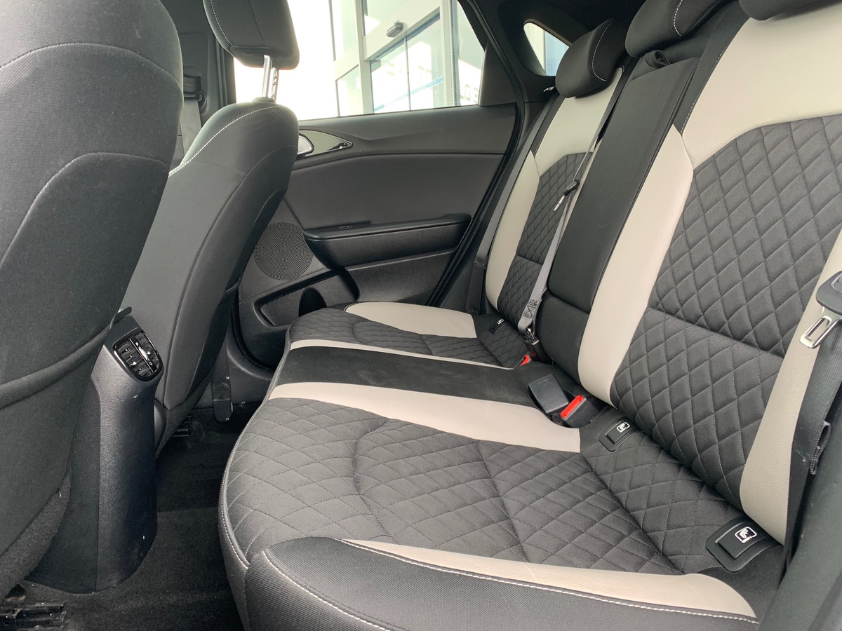 Kia Ceed 136 ch | GT LINE | Caméra Recul | GPS | Régulateur vitesse | Palettes vitesses au Volant