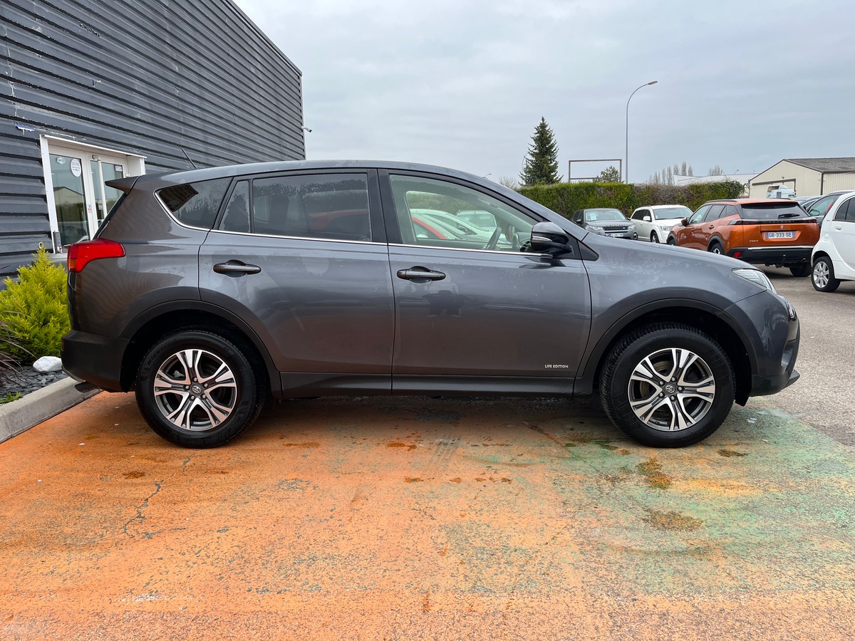 Toyota RAV4 2.2 D-4D 4WD 150 ch LIFE EDITION