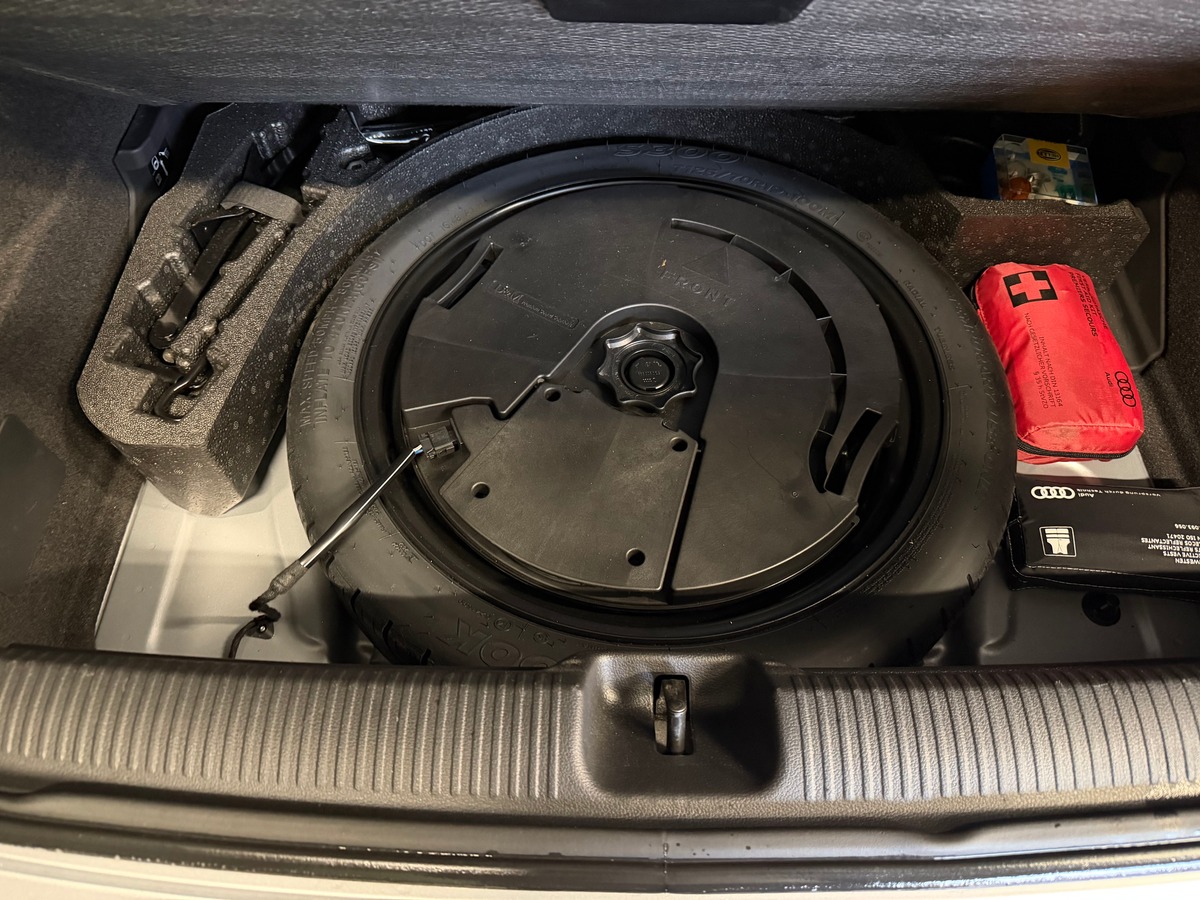 Audi Q2 35 tdi S Line Quattro Cock Pit / Caméra de Recul / Suivi Audi