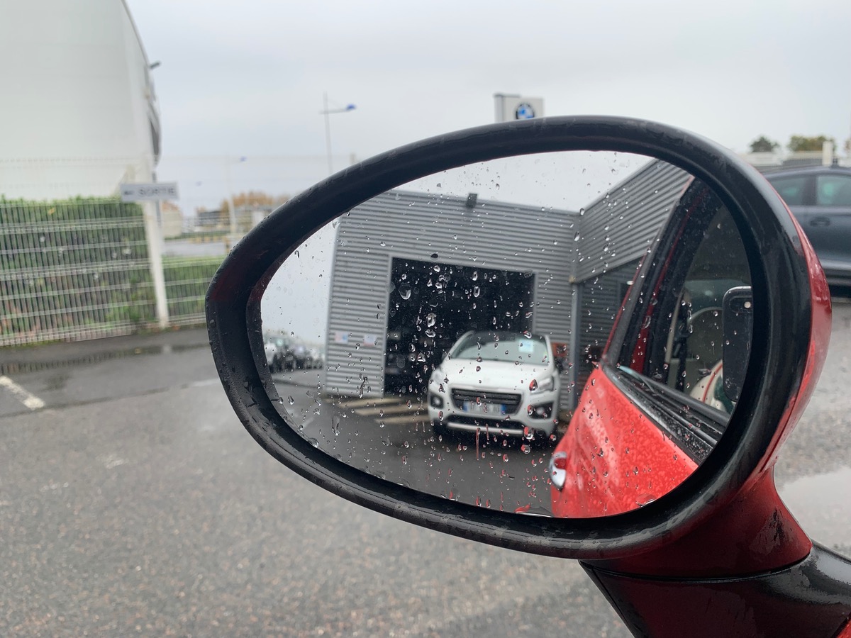 Fiat 500 85 ch | LOUNGE | Uconnect Radio 5" NAV LIVE | Radar de stationnement AR | Toit panoramique