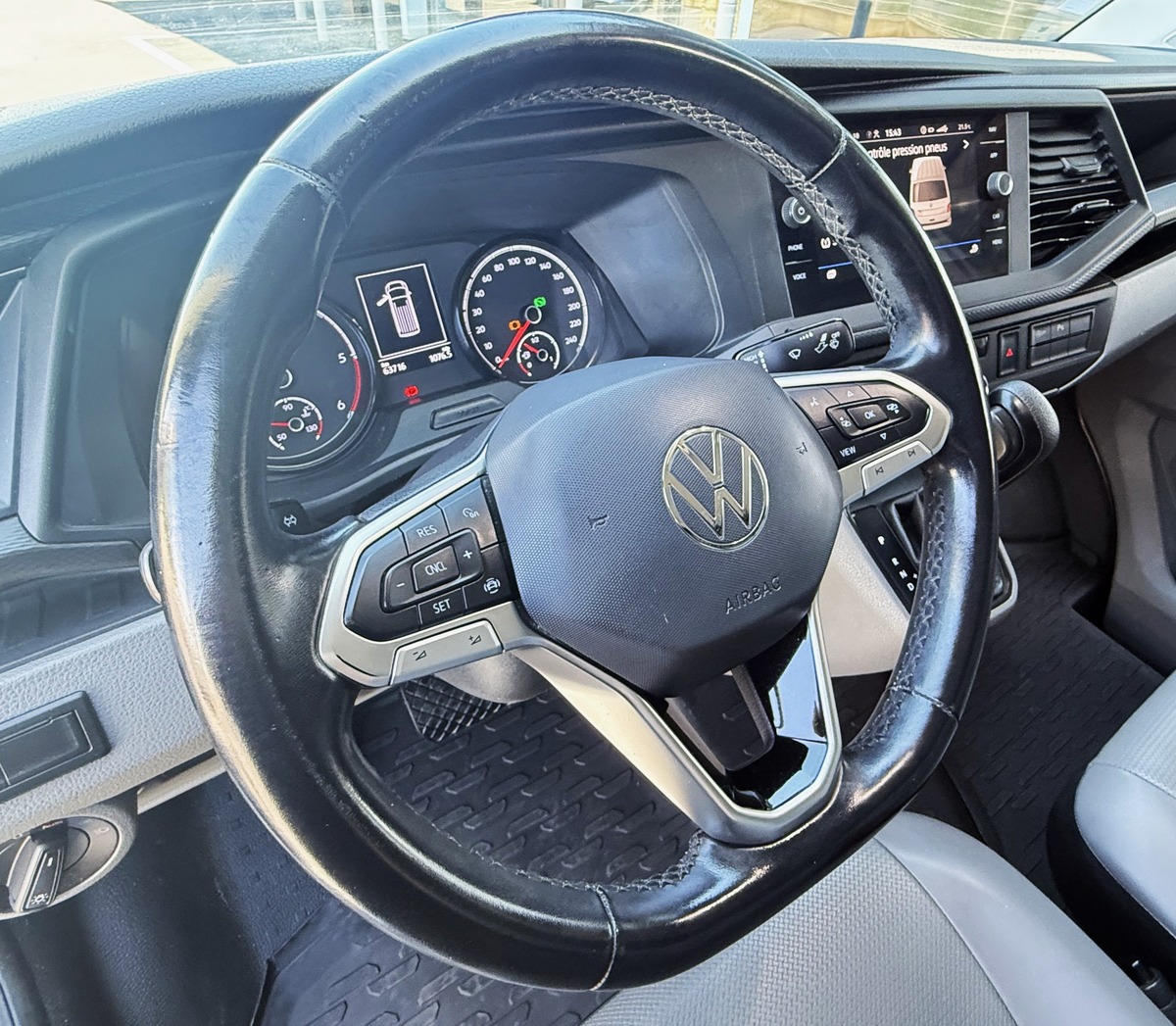 Volkswagen Transporter 2.0 TDI 204 Ch 4MOTION DSG7 / ATTELAGE / CARPLAY / CAMERA