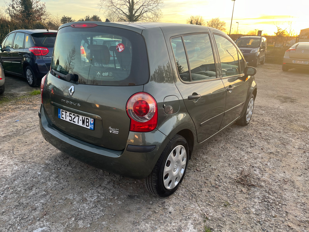 RENAULT Modus 1.2 16v 107911km