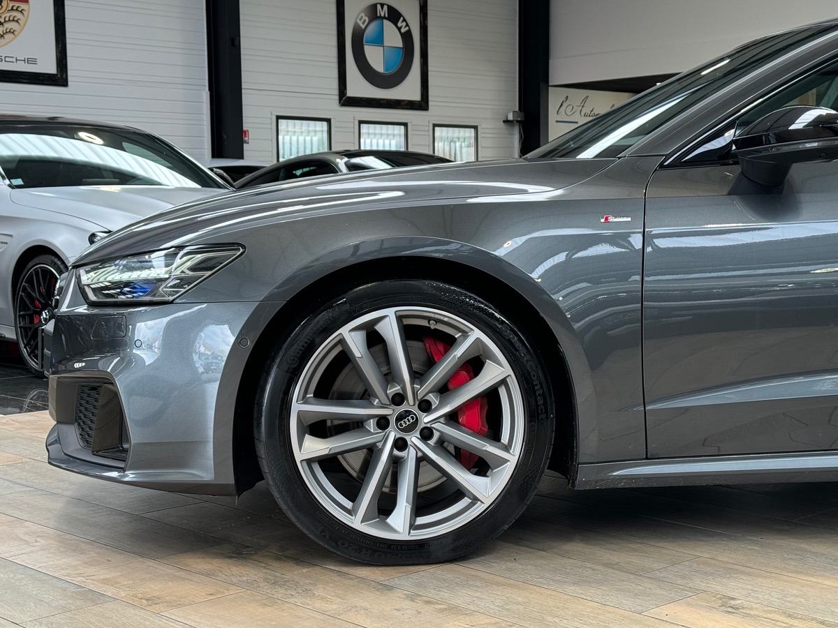 Audi A7 SPORTBACK 55 TFSIe 367CV COMPÉTITION QUATTRO  S-LINE Y
