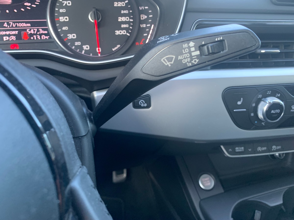 Audi A5 Sportback 190 ch | 2.0 40 | Business line | Régulateur vitesse | Radars avant arriére | GPS