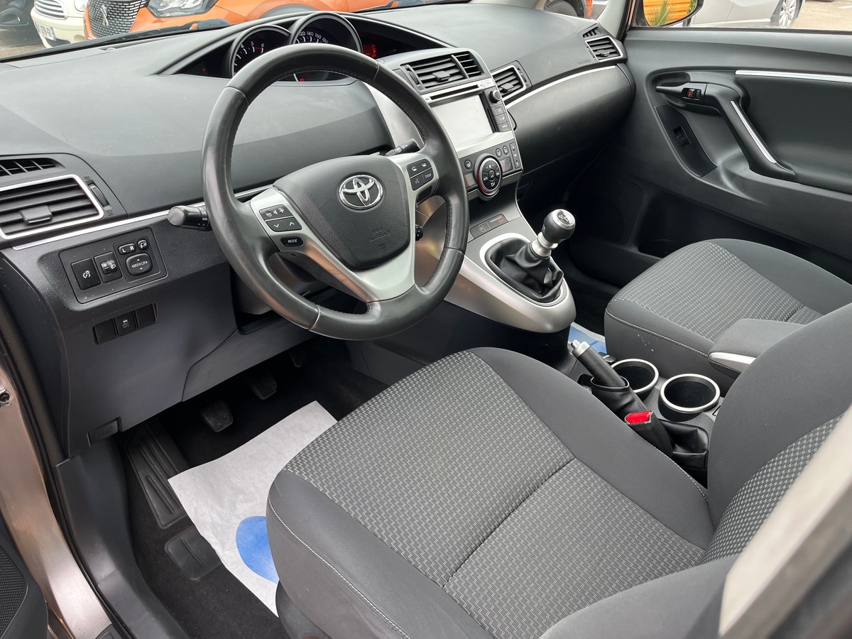Toyota Verso Phase 2 1.6 D-4D 112 CH DYNAMIC 1° MAIN
