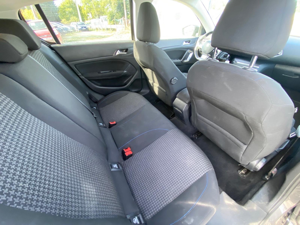 Peugeot 308 1.5 bluehdi 130cv boite auto