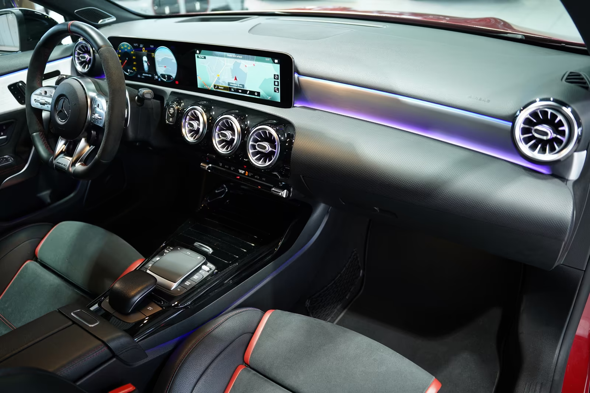 Mercedes-Benz Classe A 45 AMG 421ch S 4Matic+ 8G-DCT Speedshift AMG/Burmester/Caméra