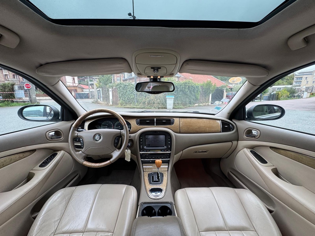 Jaguar S-Type 4.2 V8 Executive 298cv -Boite automatique