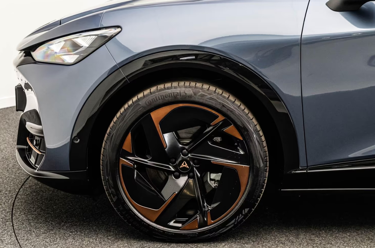 Cupra TAVASCAN 340ch 77 kWh VZ Extreme 4Drive Toit ouvrant Matrix