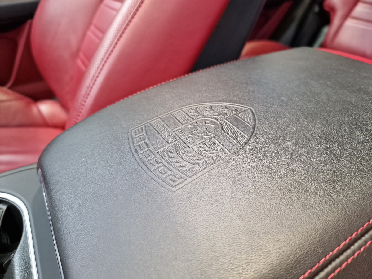 Porsche Cayenne III 4.0 V8 TURBO 550CH TOIT PANO/CHRONO/BOSE/CARBONE D
