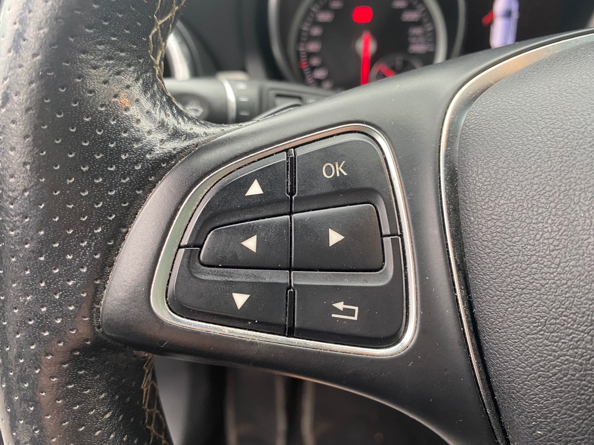 Mercedes-Benz CLA Shooting Brake 122 ch | 180 | Sensation | Cuir | GPS | Caméra recul | Phares LED