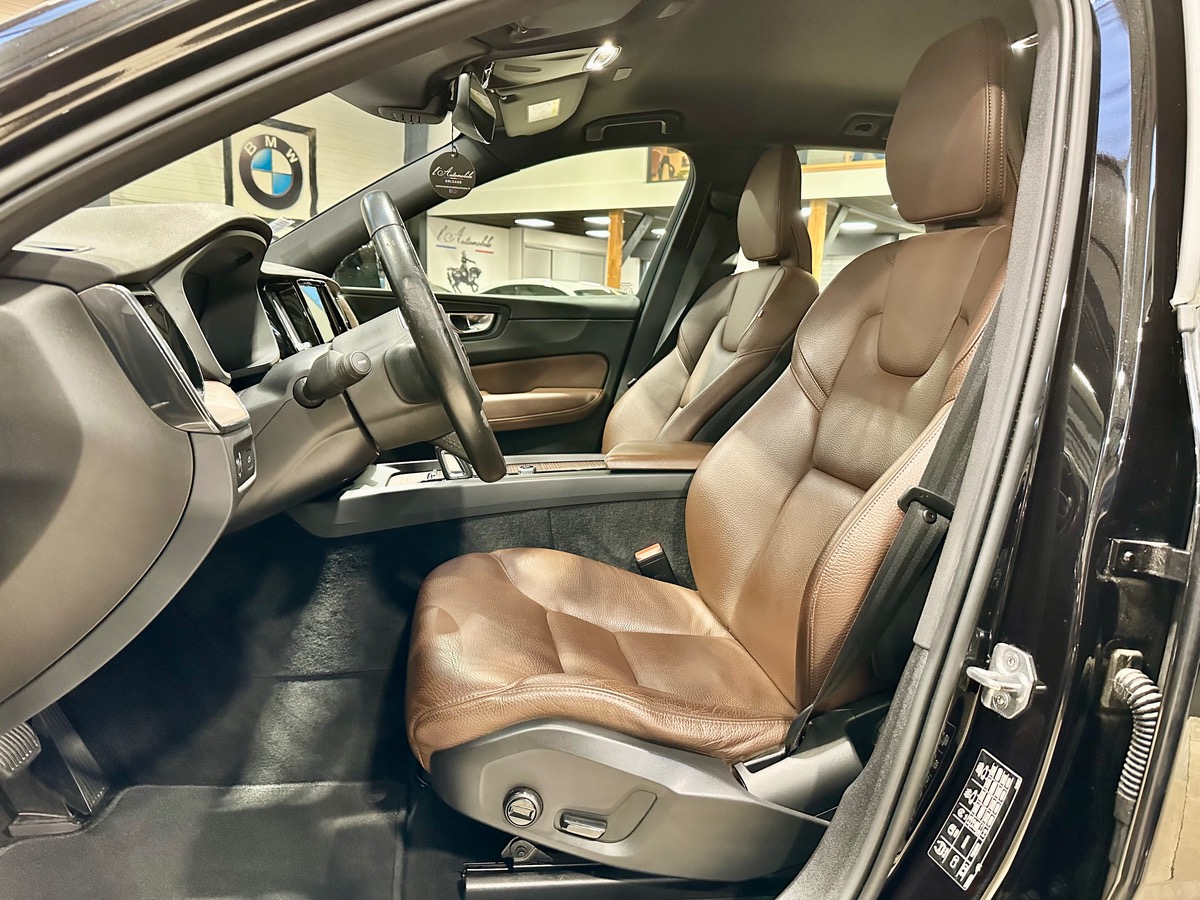 Volvo XC60 II B4 AWD 197 D Business Executive Geartronic 8 AWD 1ère Main b