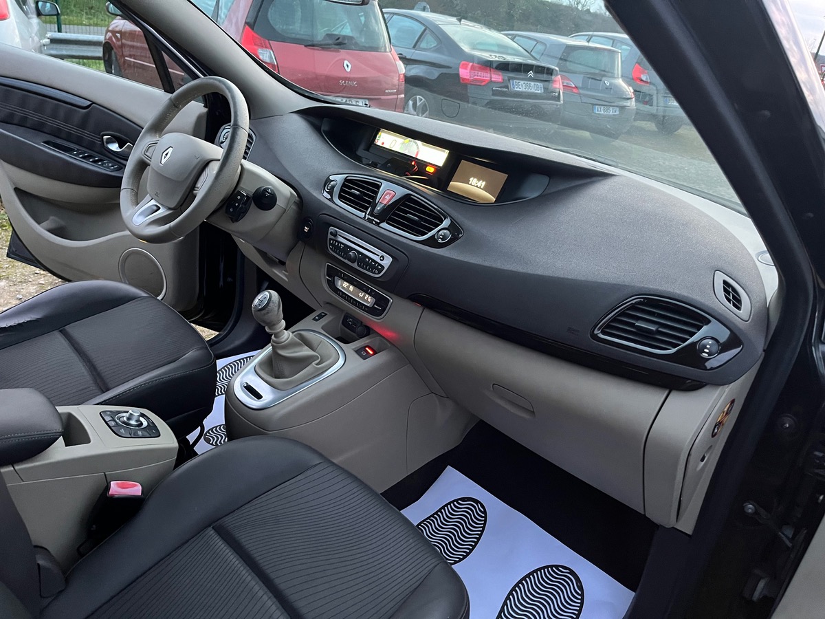 RENAULT Grand Scenic 1.9dci 130ch