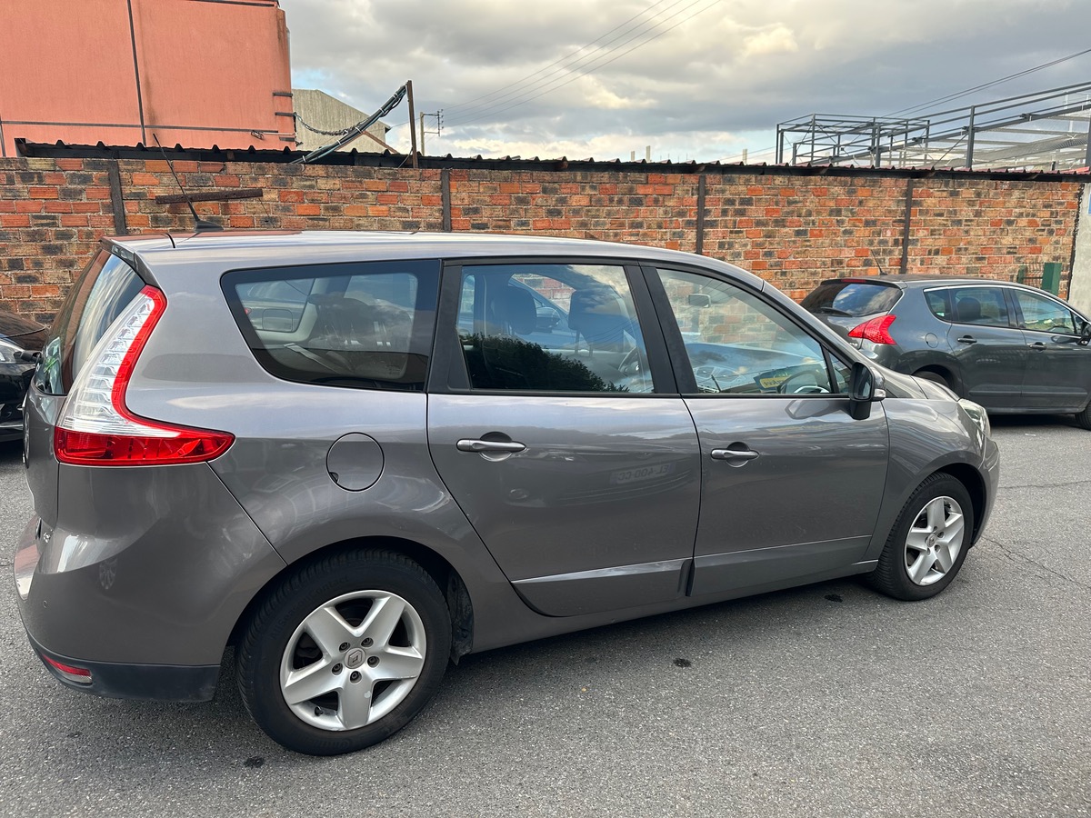 RENAULT Grand Scenic 1.6 DCI 130 CV 7 place 4XCArtte