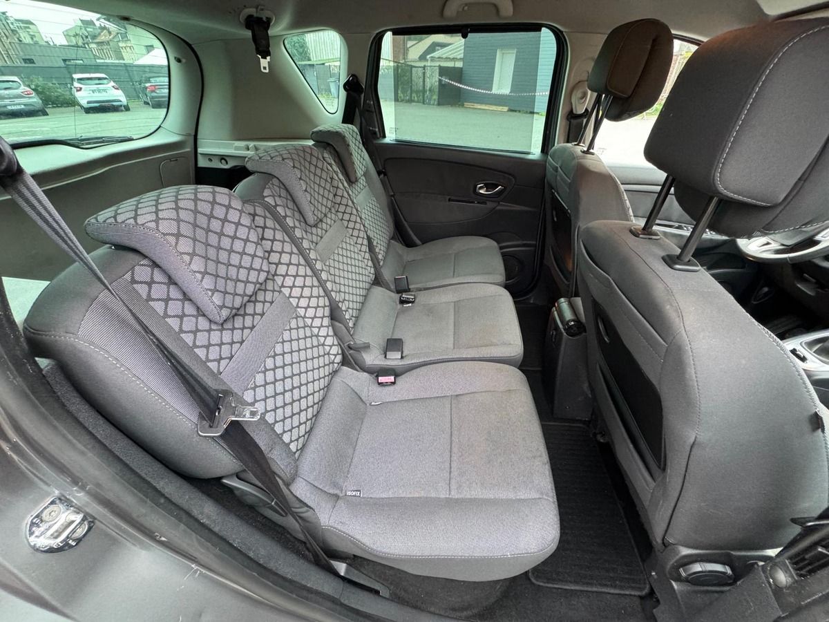 RENAULT Scenic III 1.5 dCi 110 15th - GPS - Distribution neuve - Garantie