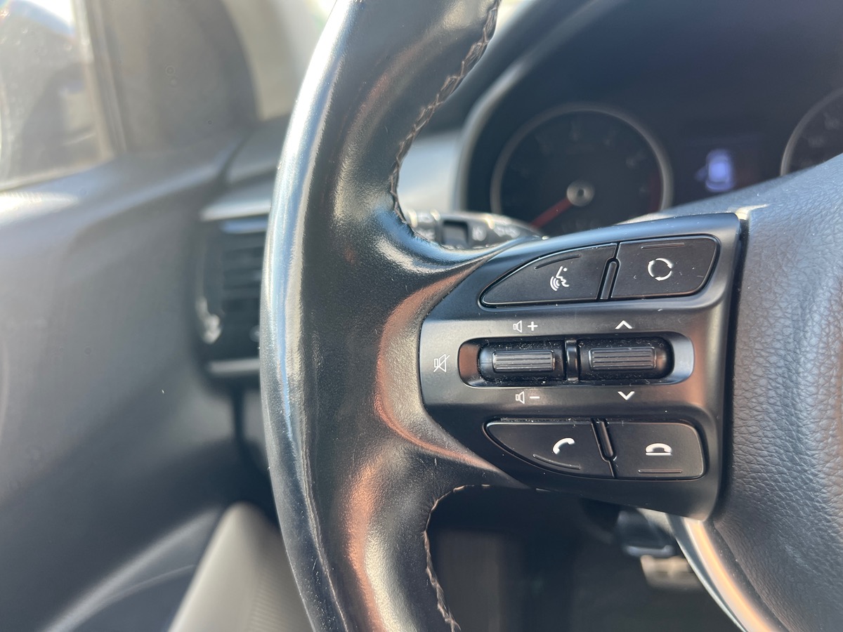 Kia Stonic Premium T-GDI 120cv DCT7, SUIVI COMPLET KIA, SIEGES CHAUFFANTS, CARPLAY