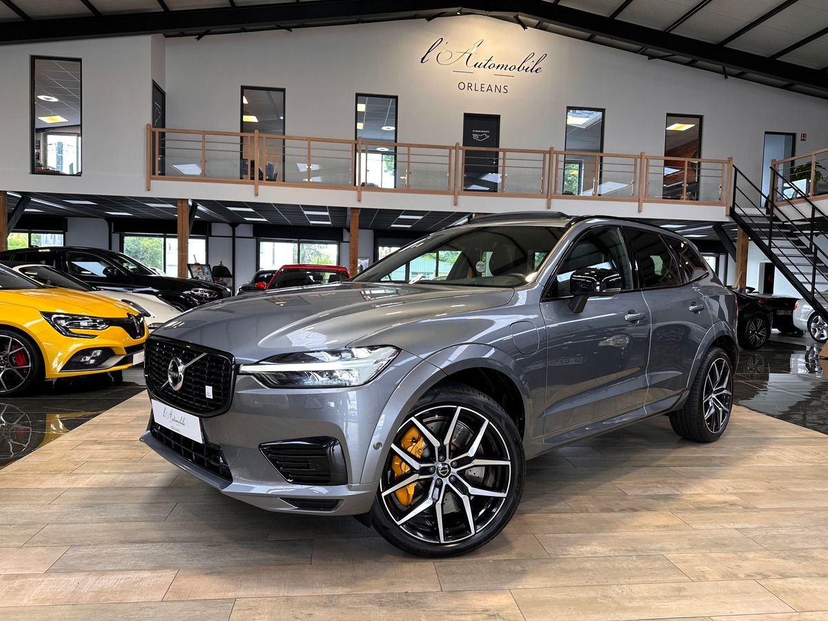 Volvo XC60 T8 AWD 318 + 87 POLESTAR Engineered Geartronic / ATTELAGE / HARMAN KARDON